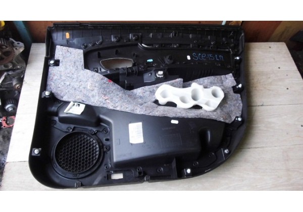 обшивка дверки лівої передньої Renault Grand Scenic III, 809010473R